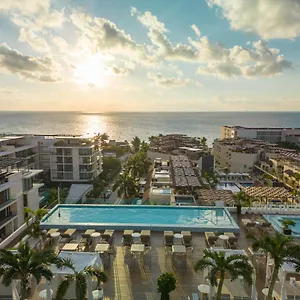 https://the-reef-28-adults-only.quintano-roohotels.com